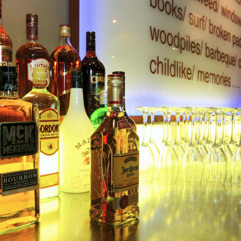 Auckland Airport Bar